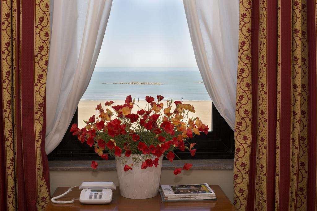 Hotel Carlton Pescara Phòng bức ảnh